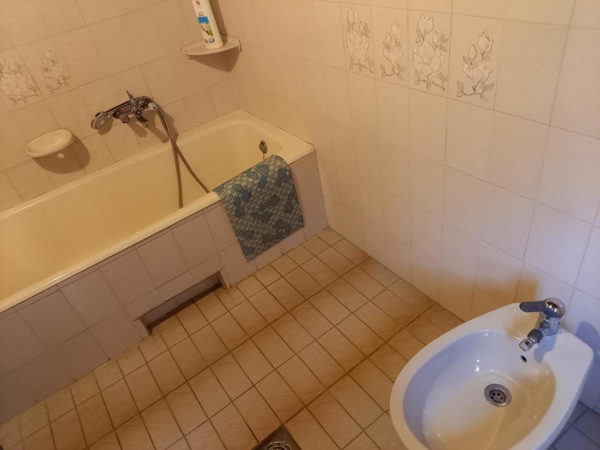 Fuzfa Apartmanhaz Tamási Rum bild
